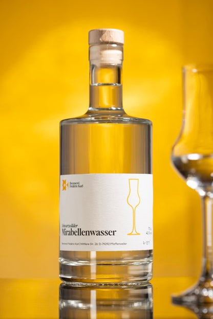 Schwarzwälder Mirabellenwasser