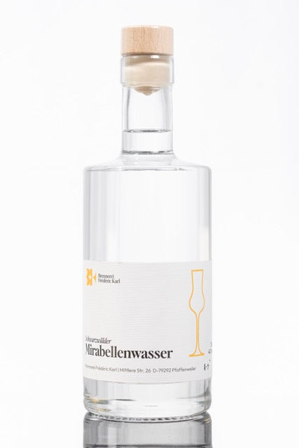 Schwarzwälder Mirabellenwasser